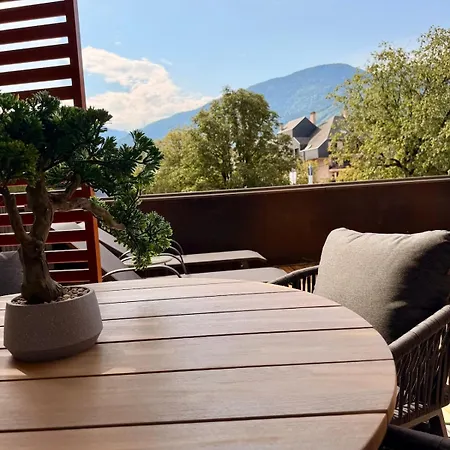 Apartment Le Krystal - Premium, Centre-ville, Parking Prive Albertville