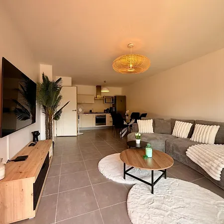 Le Krystal - Premium, Centre-ville, Parking Prive Apartment *